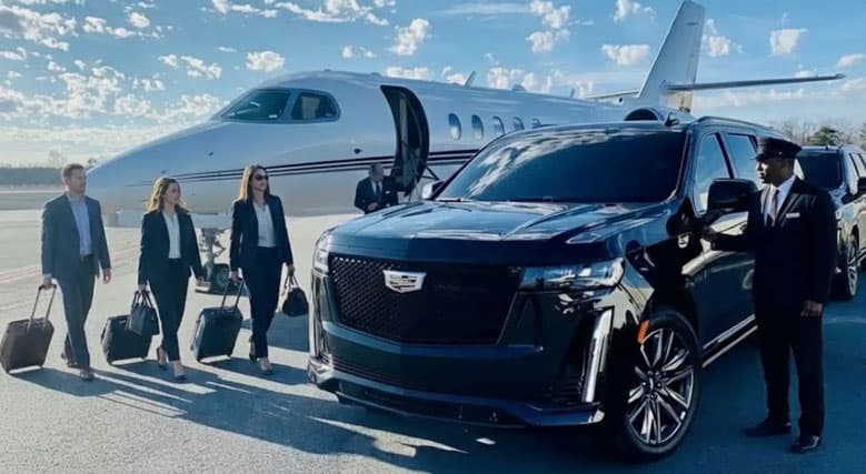 How Early Should You Book an Airport Limo in Seattle?